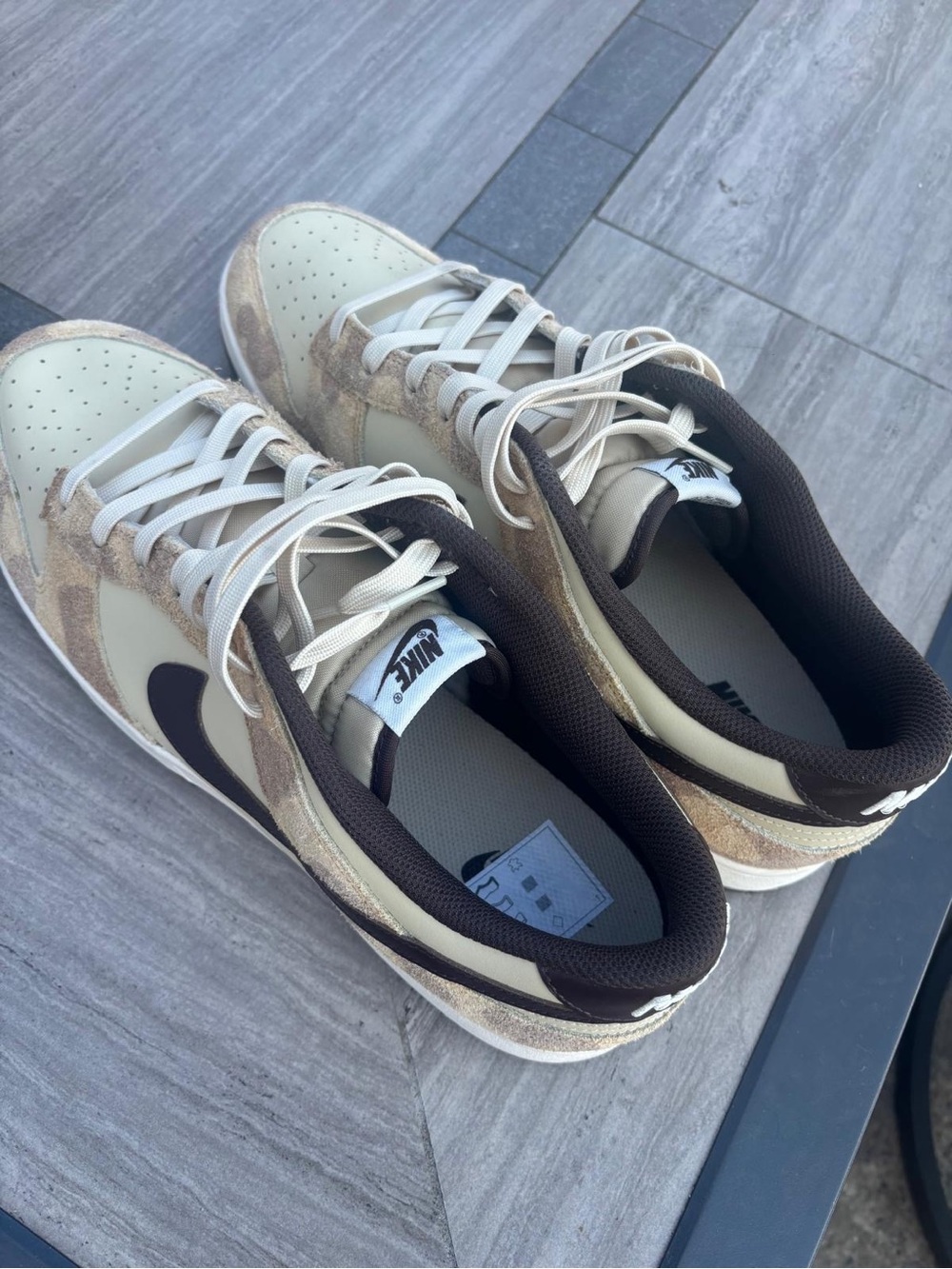 Nike Men's Cream and Brown Low-Top Sneakers